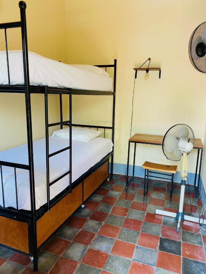 Hostal La Tortuga Booluda León Екстериор снимка