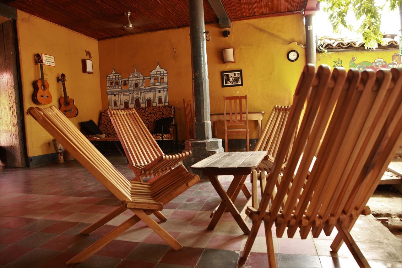 Hostal La Tortuga Booluda León Екстериор снимка